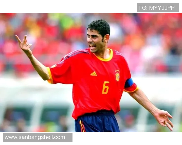 全球足球界的十位传奇明星盘点与他们的辉煌成就分析